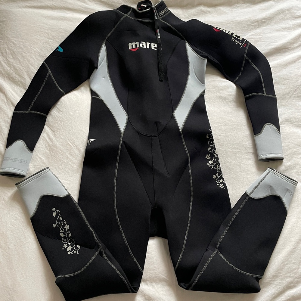 Mares Tropic 3 full sleeve Scuba Wetsuit size 12